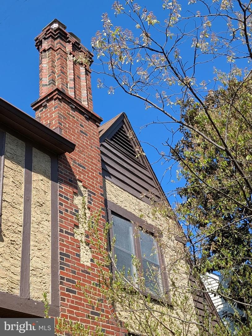 4413 Ridge Street photo 4