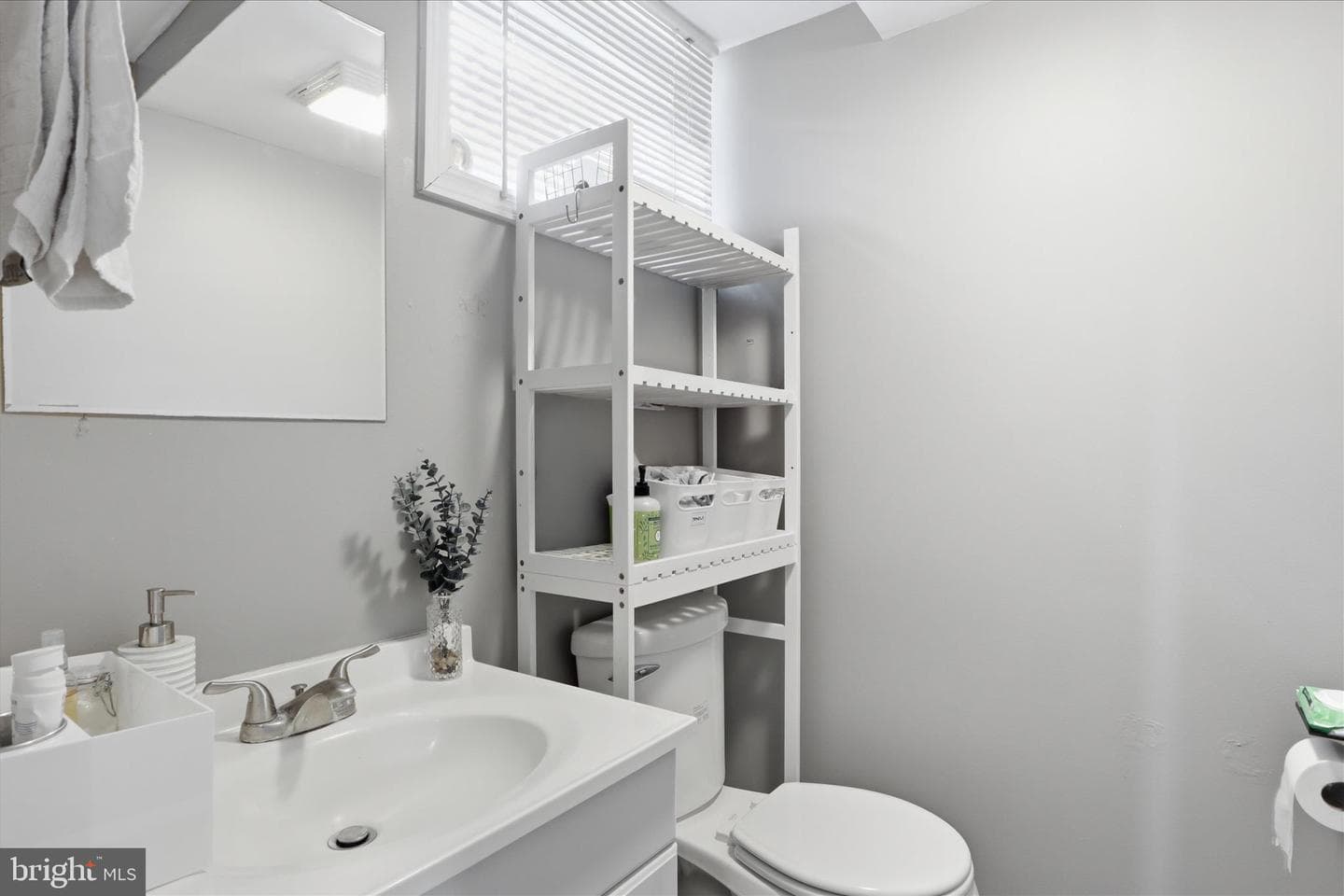 1506 Hanby Street photo 22