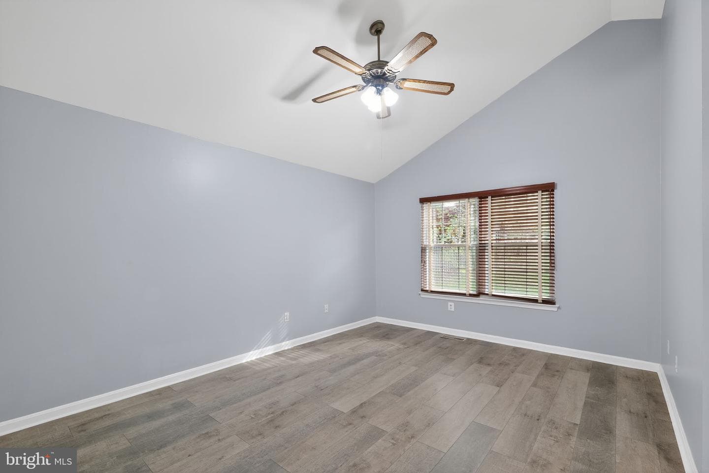 12909 Summer Hill Drive photo 13