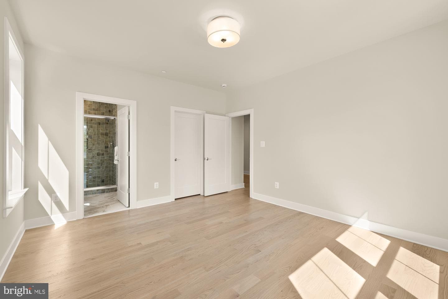 8506 Hempstead Avenue photo 40