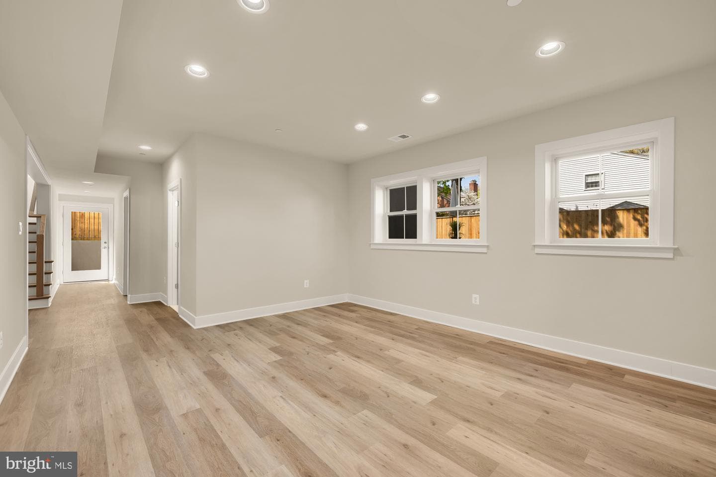 8506 Hempstead Avenue photo 50