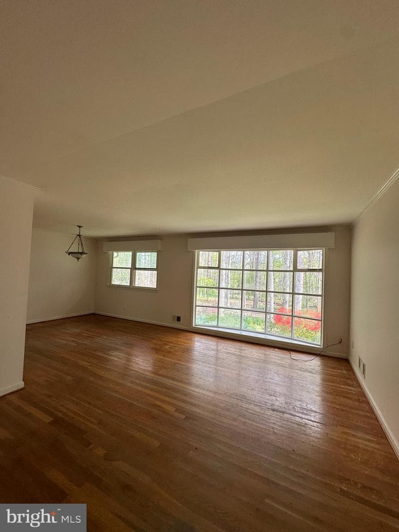 6621 Sulky Lane photo 23