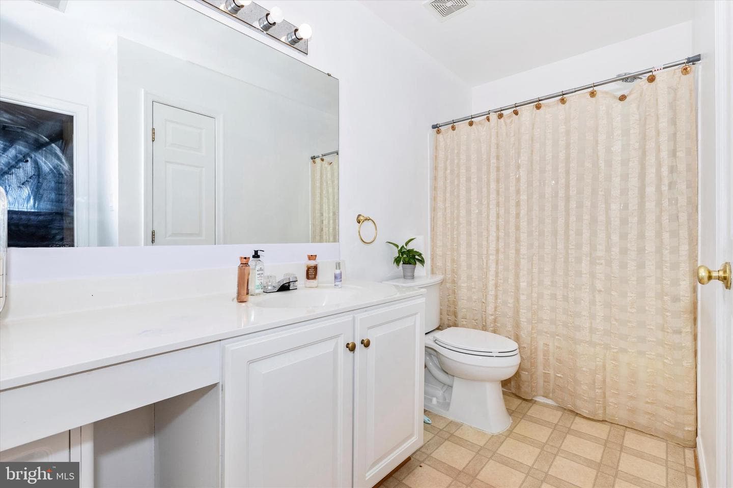 19483 Rayfield Drive photo 24