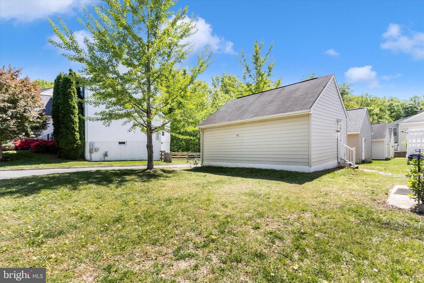 19483 Rayfield Drive photo 36