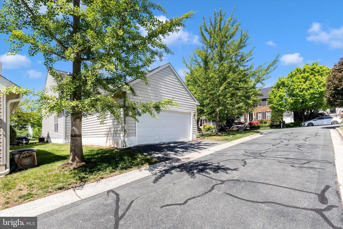 19483 Rayfield Drive photo 38