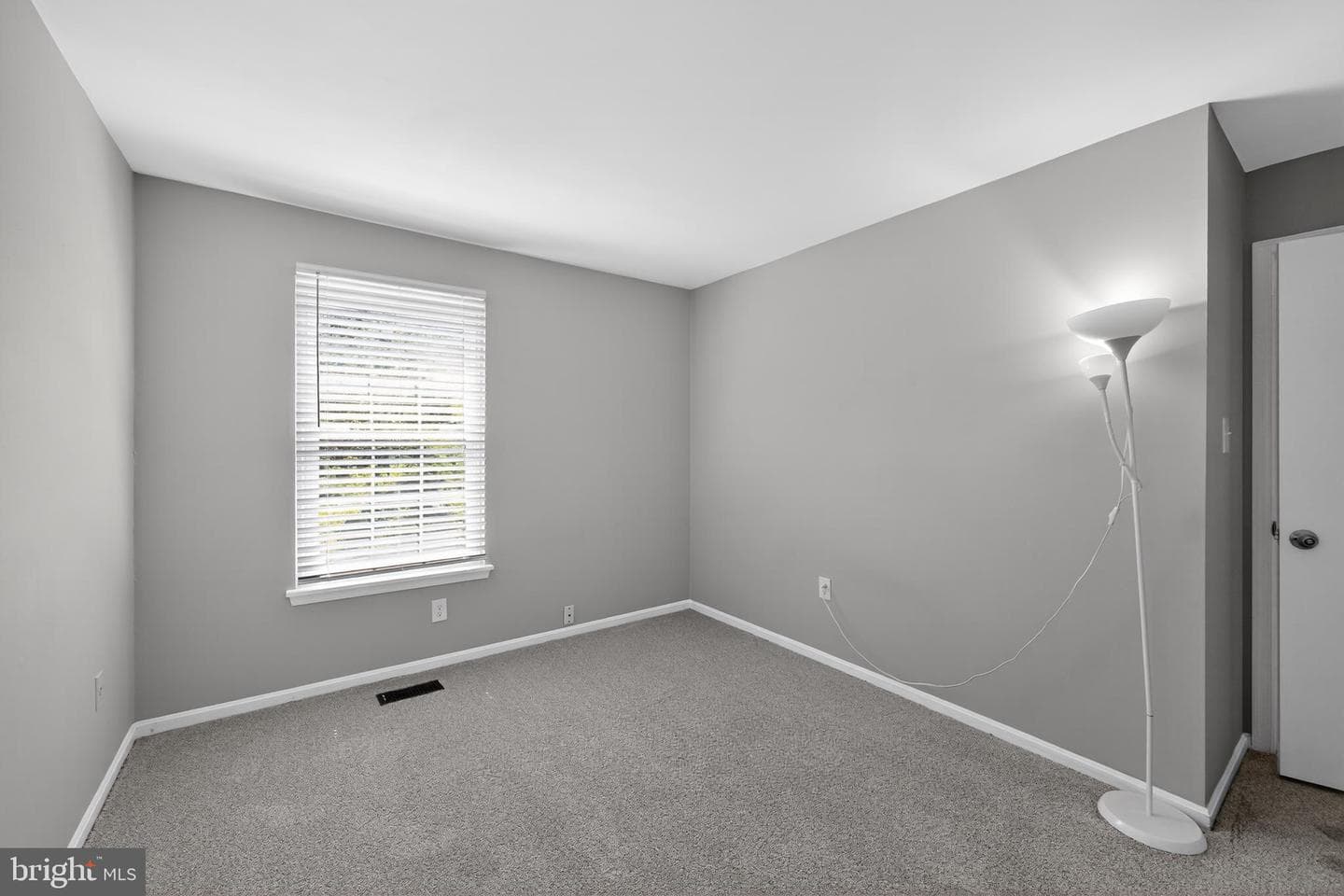 18727 Winding Creek Place photo 25