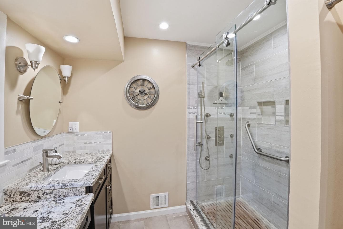 1821 Briggs Road photo 14