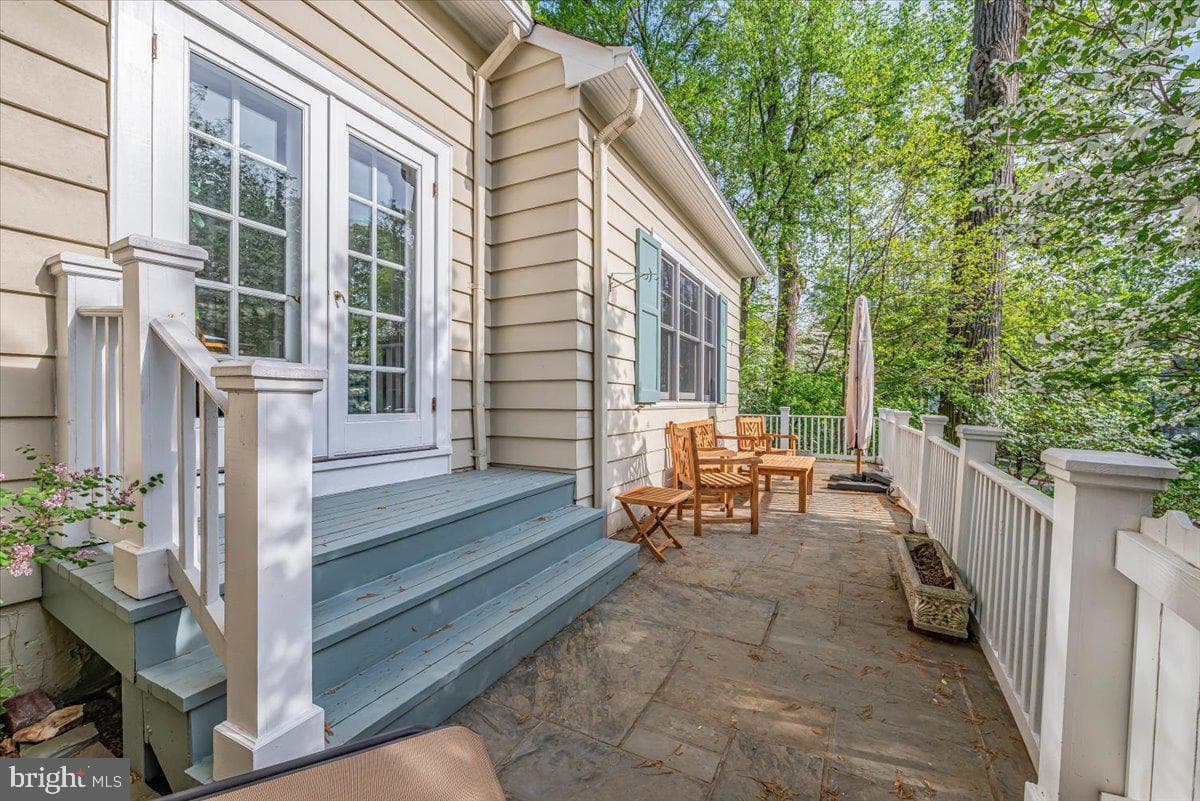 7109 Meadow Lane photo 11