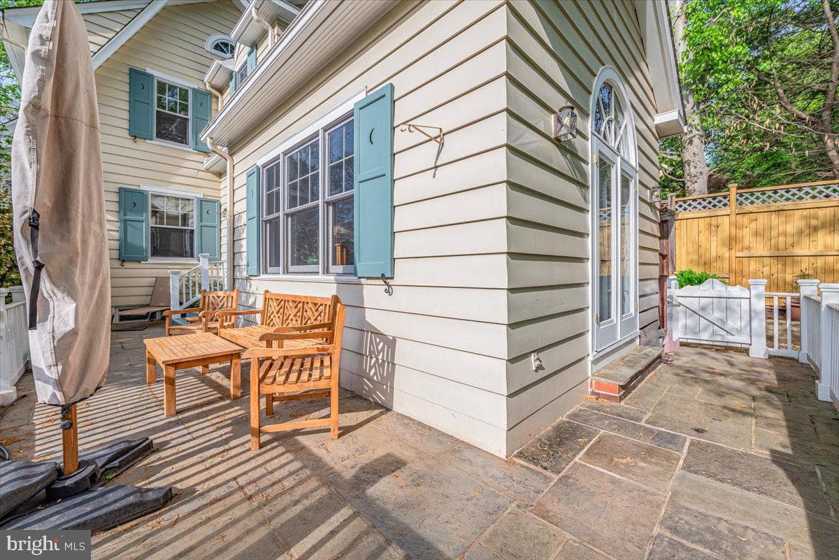 7109 Meadow Lane photo 12
