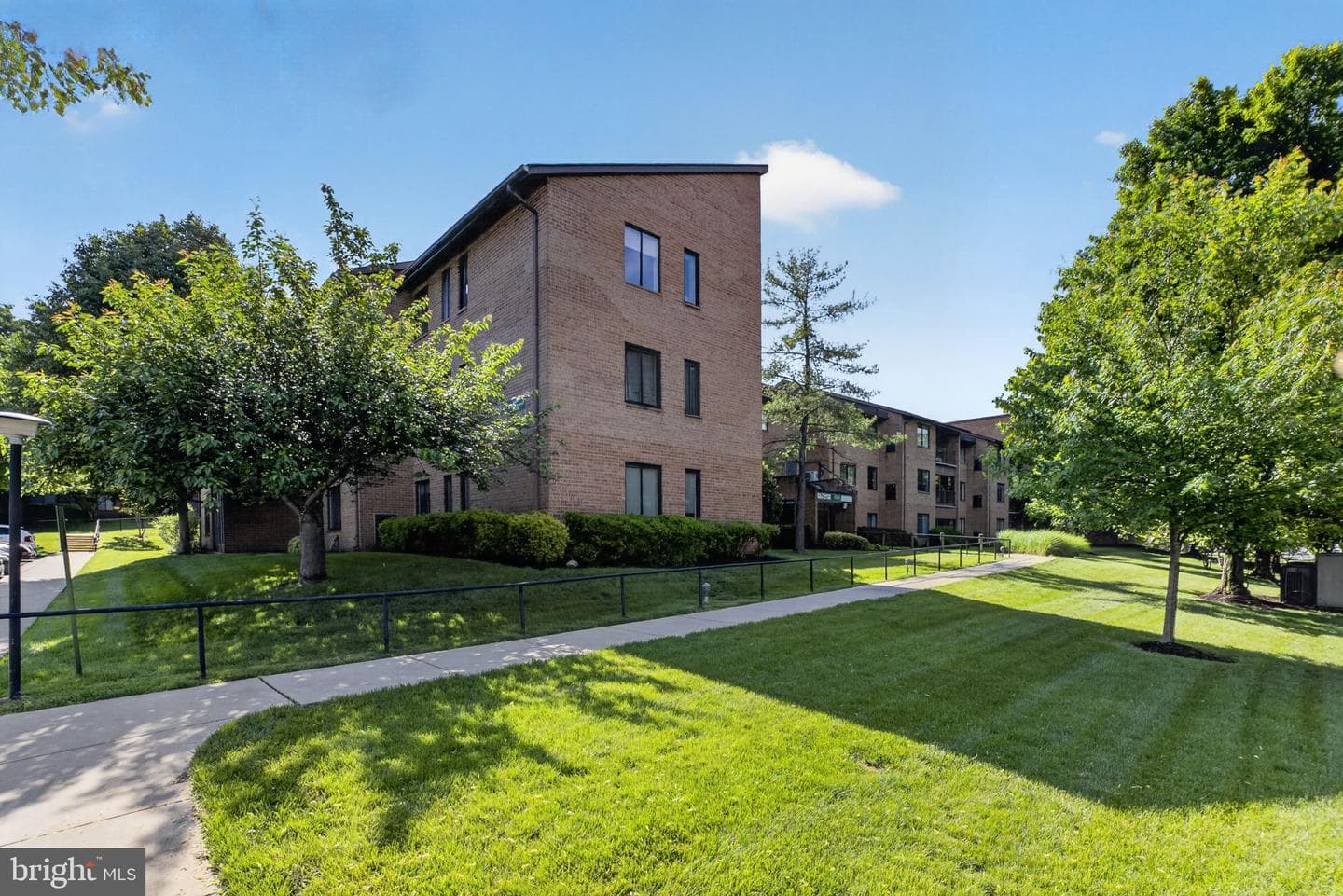 15301 Pine Orchard Drive #86-3k photo 33