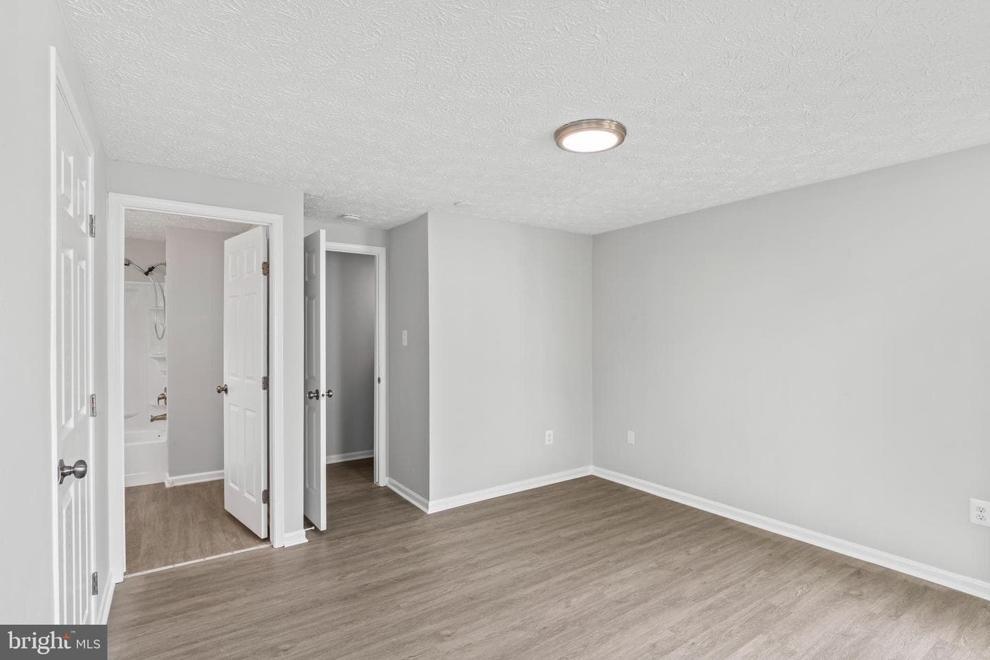 3929 Greencastle Road #203 photo 29