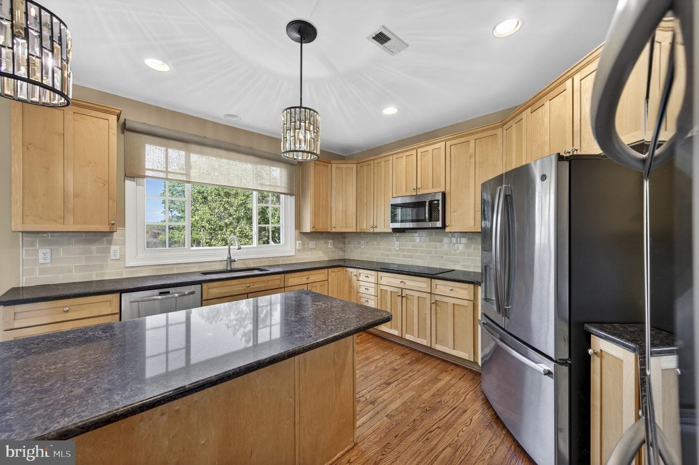 2112 Bordly Drive photo 42