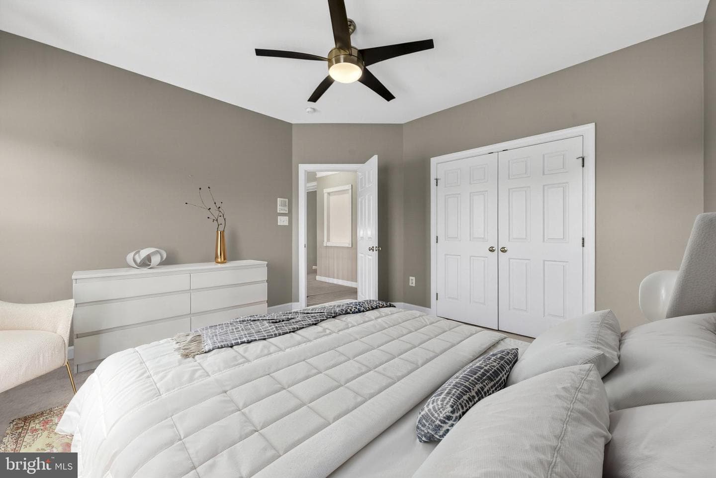 2112 Bordly Drive photo 57
