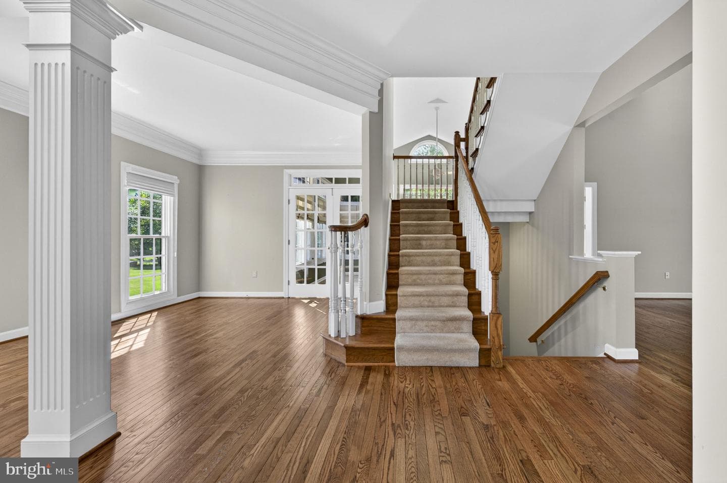 2112 Bordly Drive photo 6