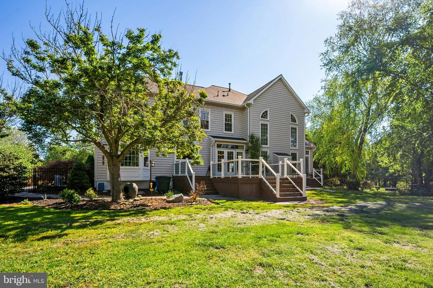 2112 Bordly Drive photo 90