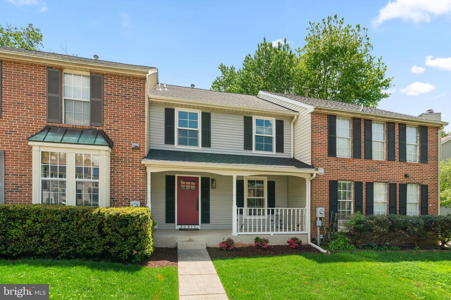 20517 Staffordshire Drive photo 2