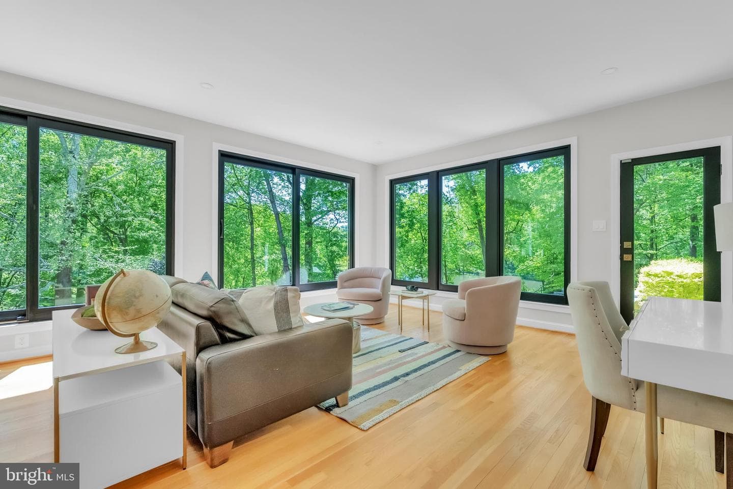 14 Stanmore Court photo 48