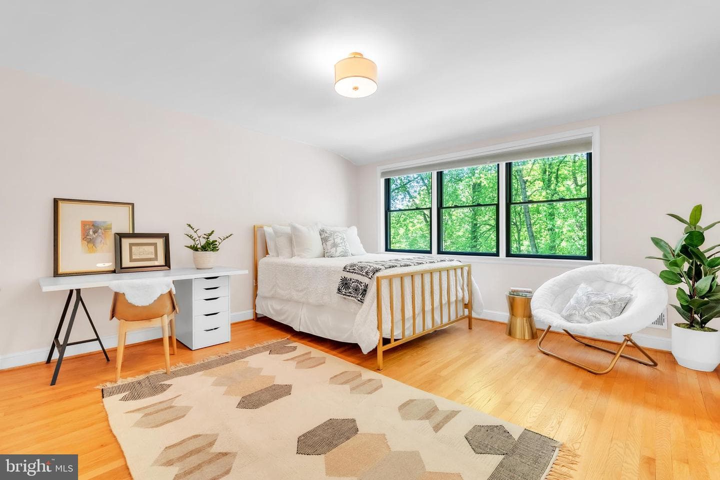 14 Stanmore Court photo 64