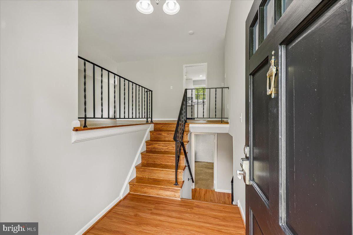 5315 Manorfield Road photo 10