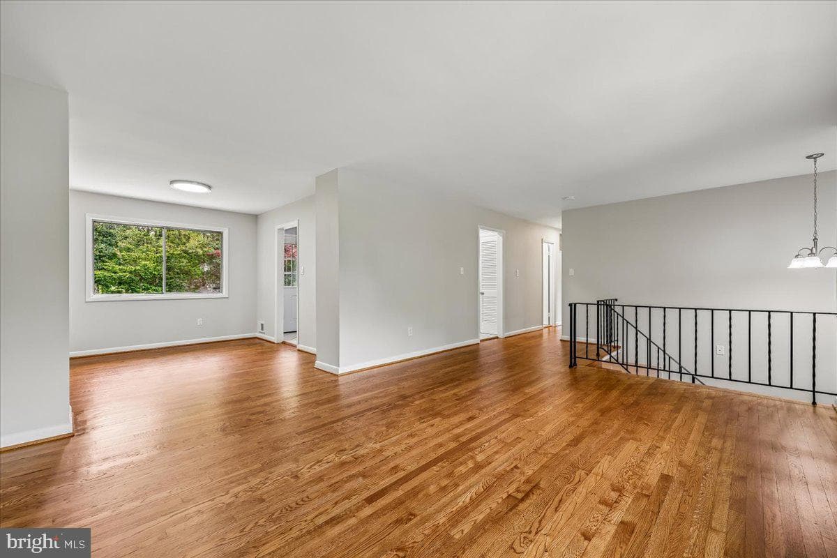 5315 Manorfield Road photo 19