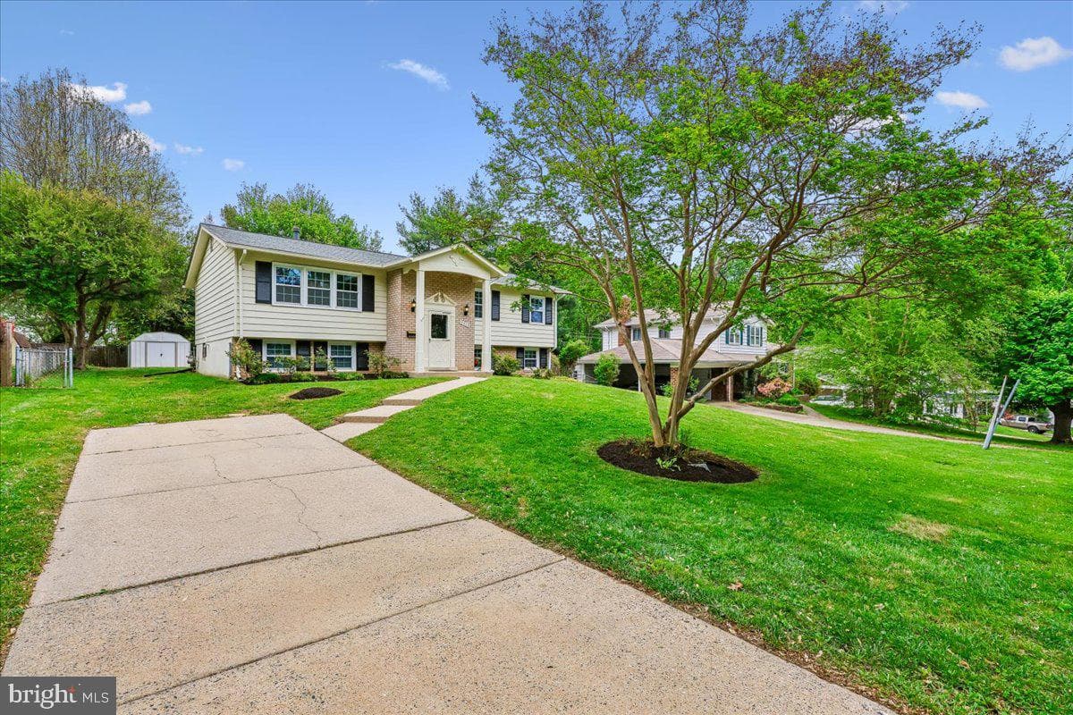 5315 Manorfield Road photo 2