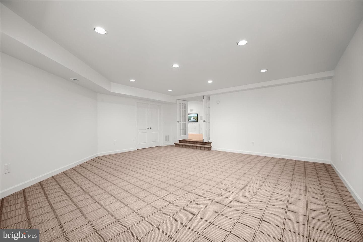 9848 Avenel Farm Drive photo 58