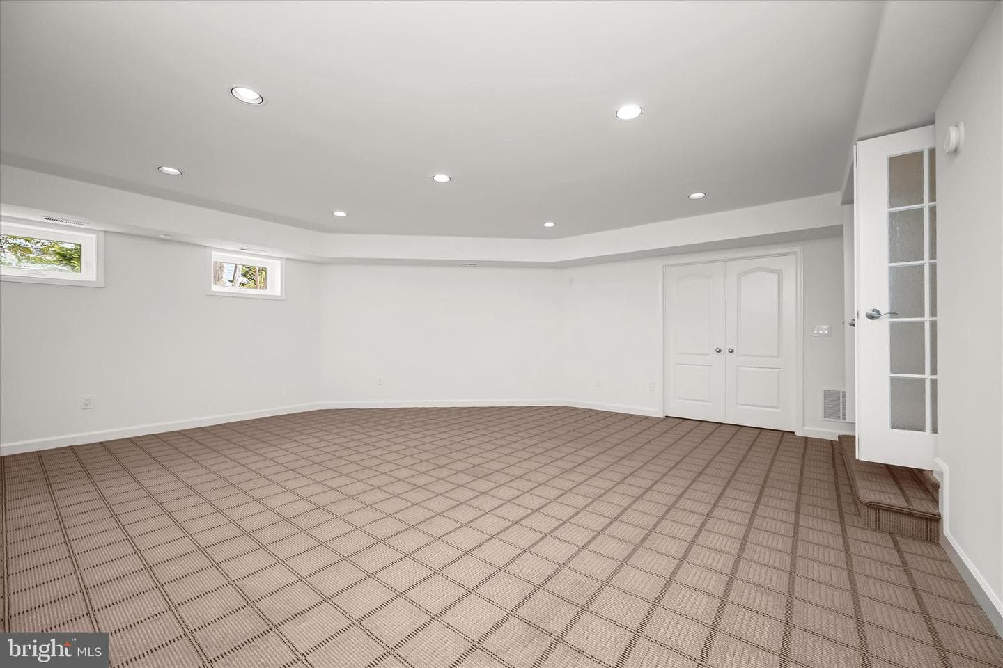 9848 Avenel Farm Drive photo 59