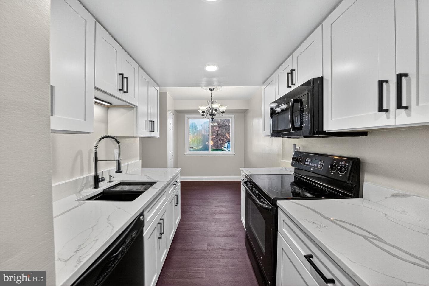 10022 Wedge Way photo 18