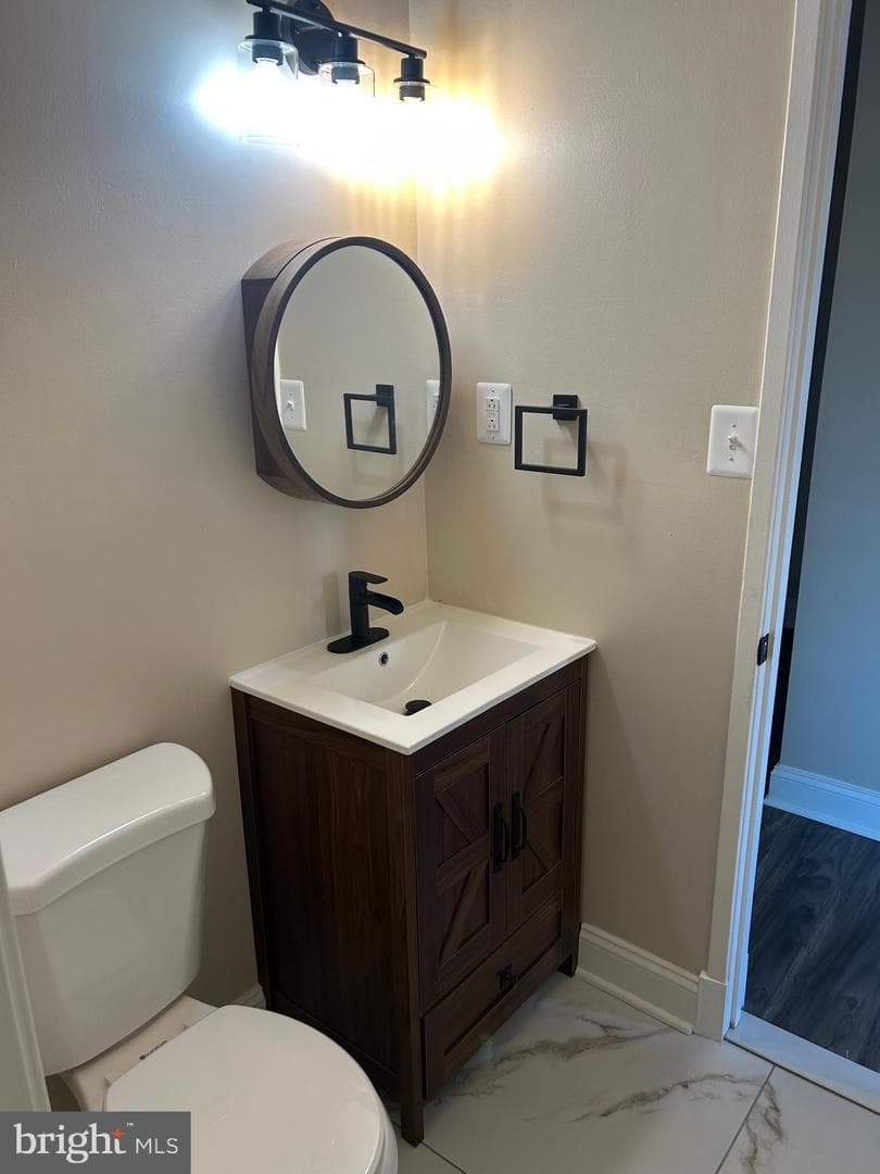 10022 Wedge Way photo 9