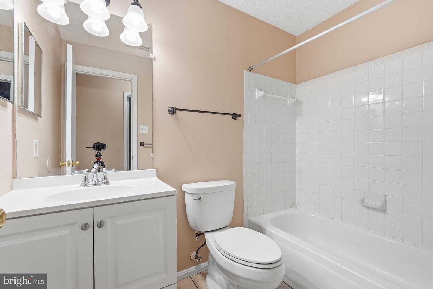 14018 Valleyfield Drive #6-7 photo 18