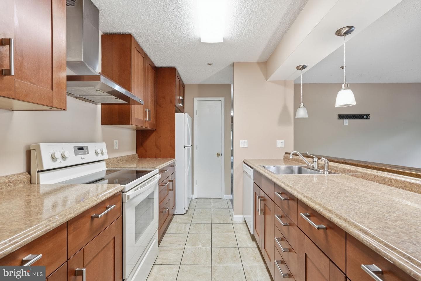 14018 Valleyfield Drive #6-7 photo 7