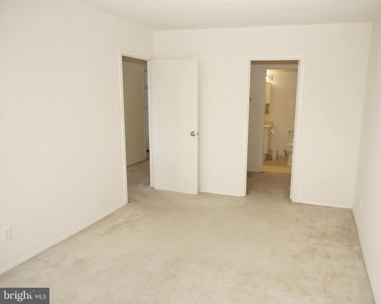 5225 Pooks Hill Rd # 1814N photo 24