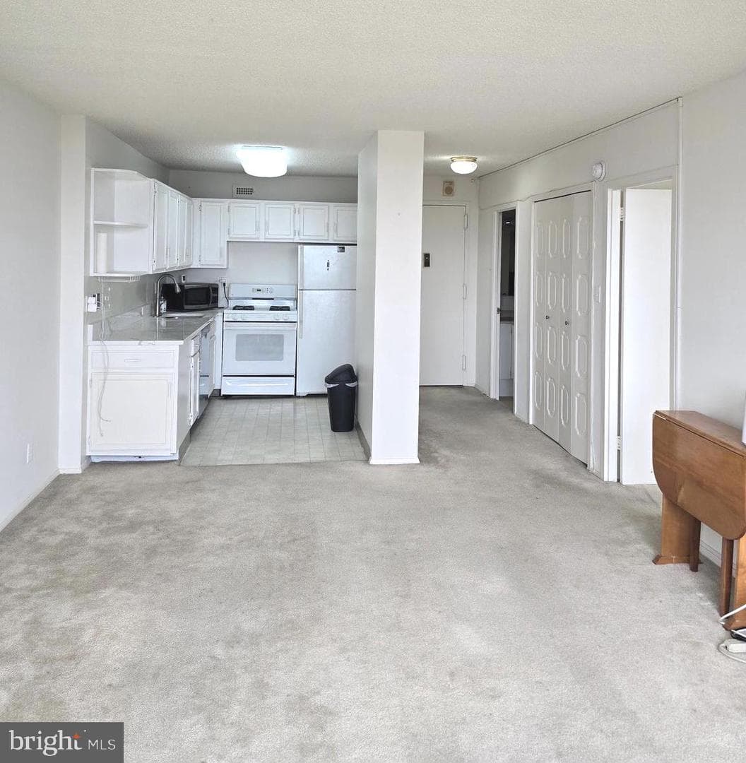 5225 Pooks Hill Rd # 1814N photo 28