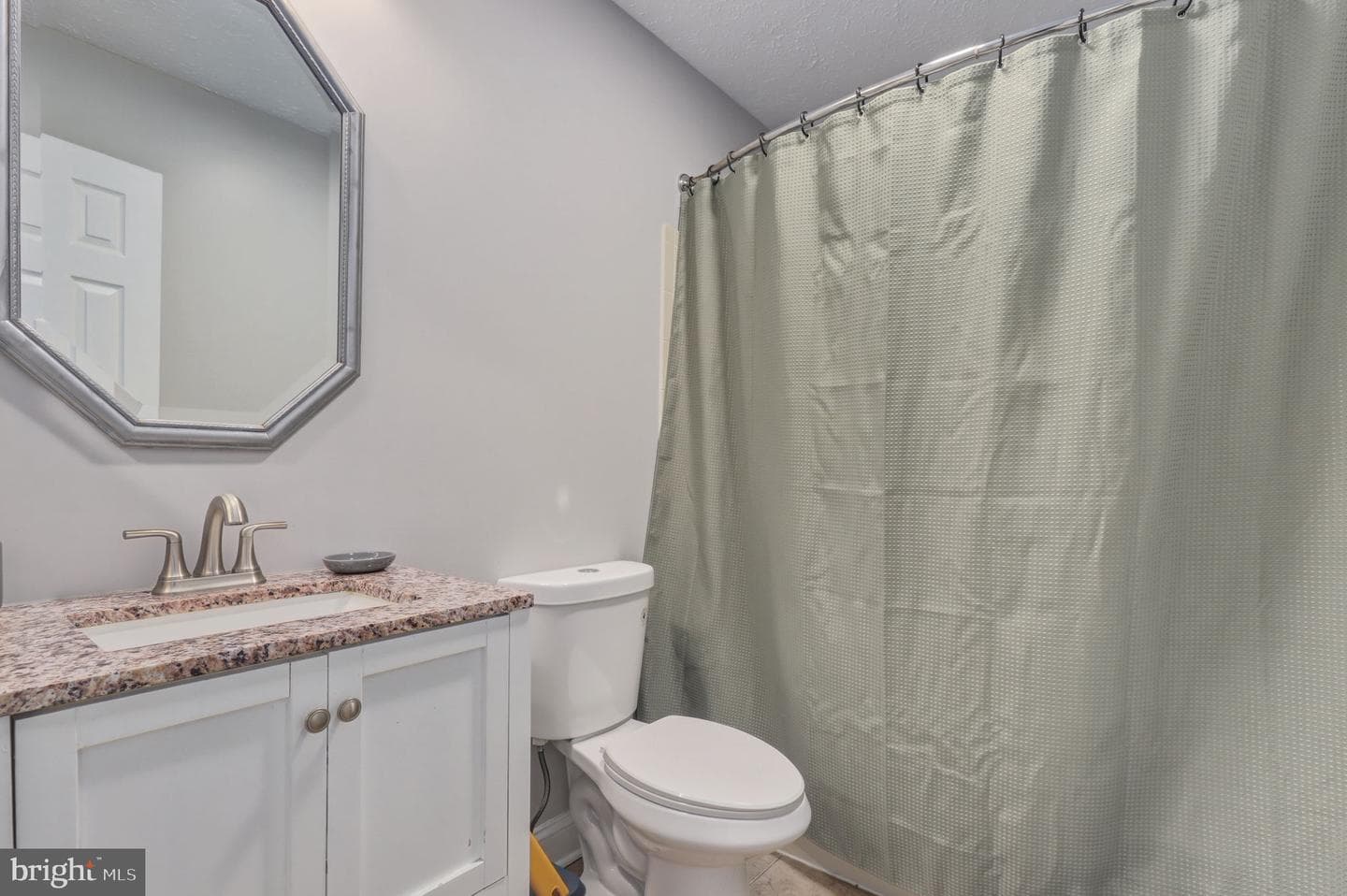 18639 Clovercrest Circle photo 15