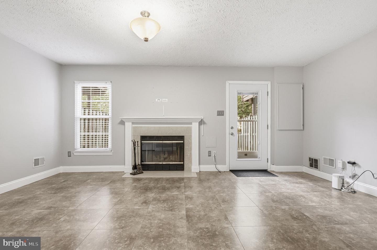 18639 Clovercrest Circle photo 30