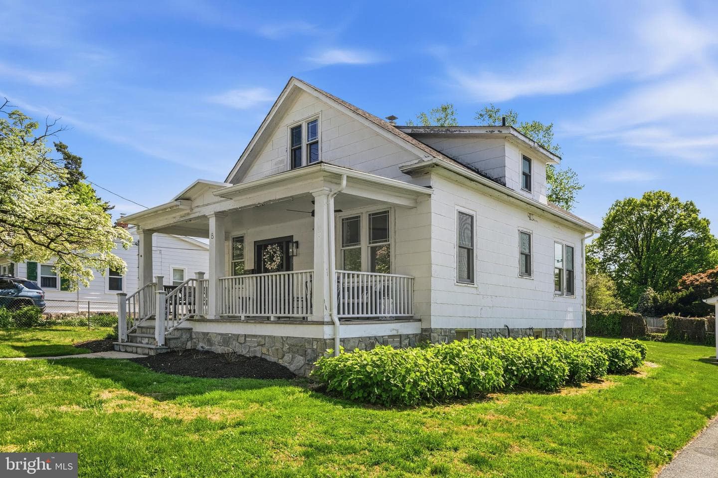 8 James Street photo 38