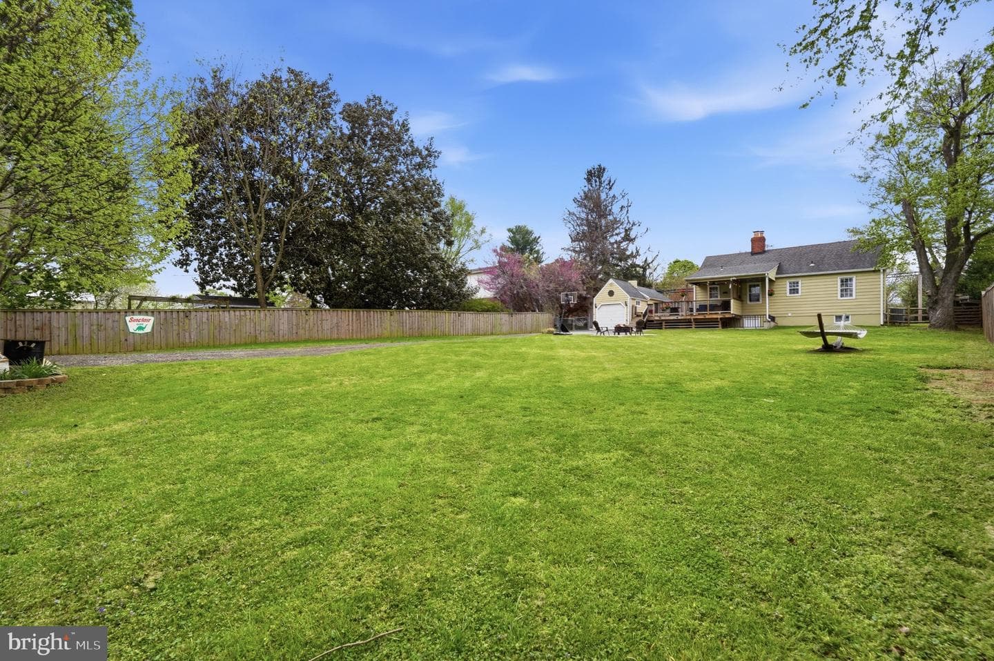 23725 Woodfield Road photo 39