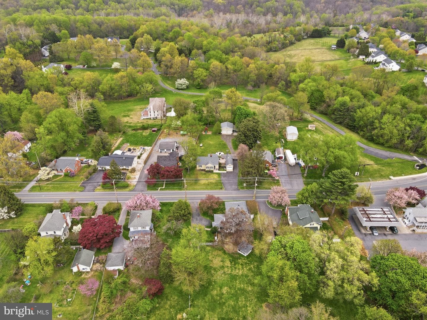 23725 Woodfield Road photo 49