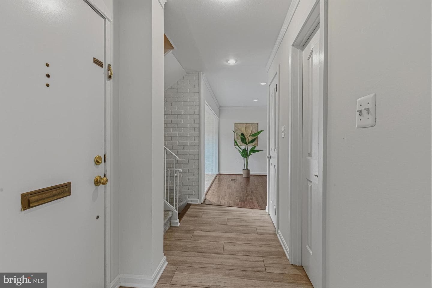 8042 Inverness Ridge Road photo 2