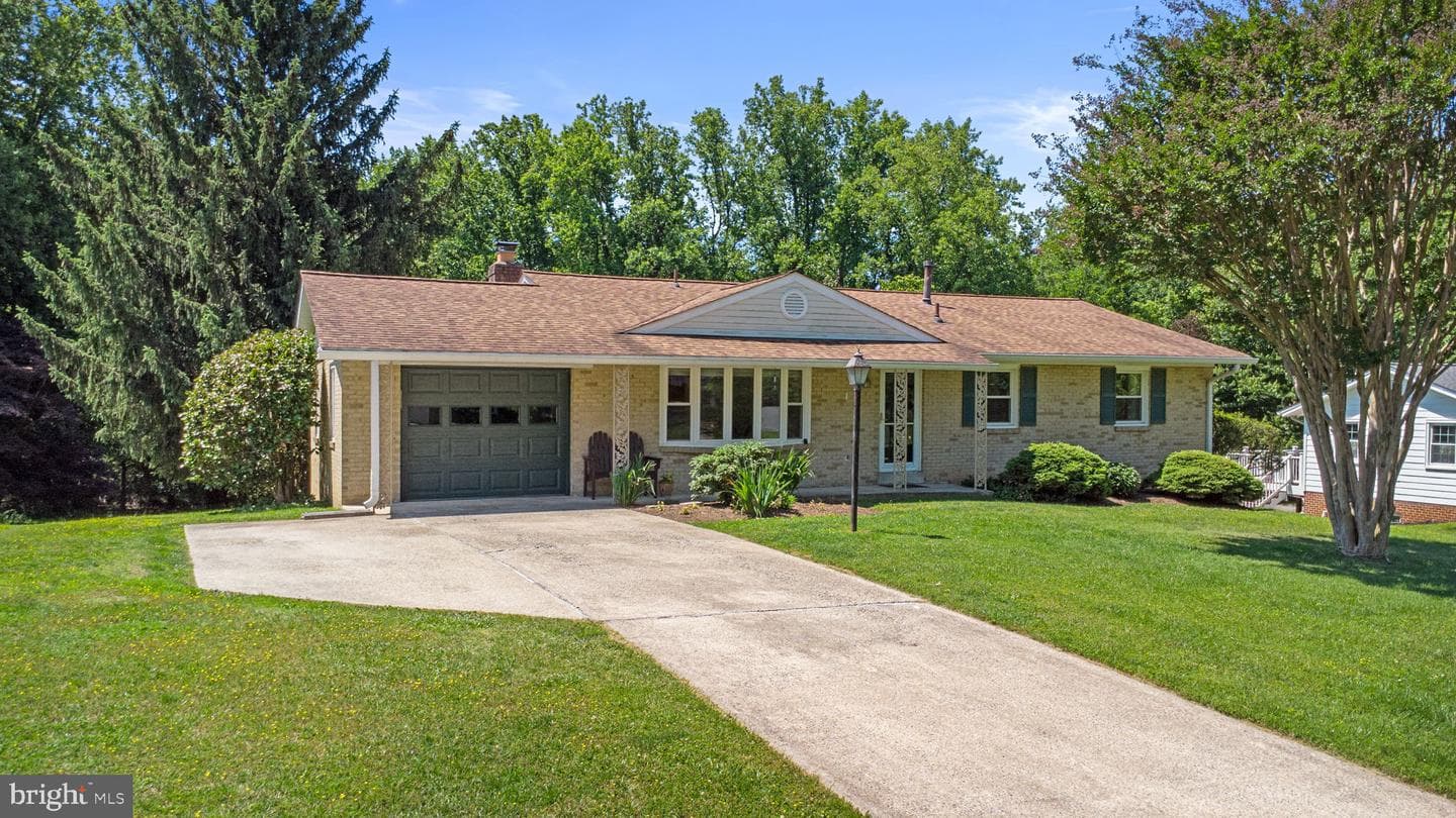 9008 Edgewood Drive, Gaithersburg