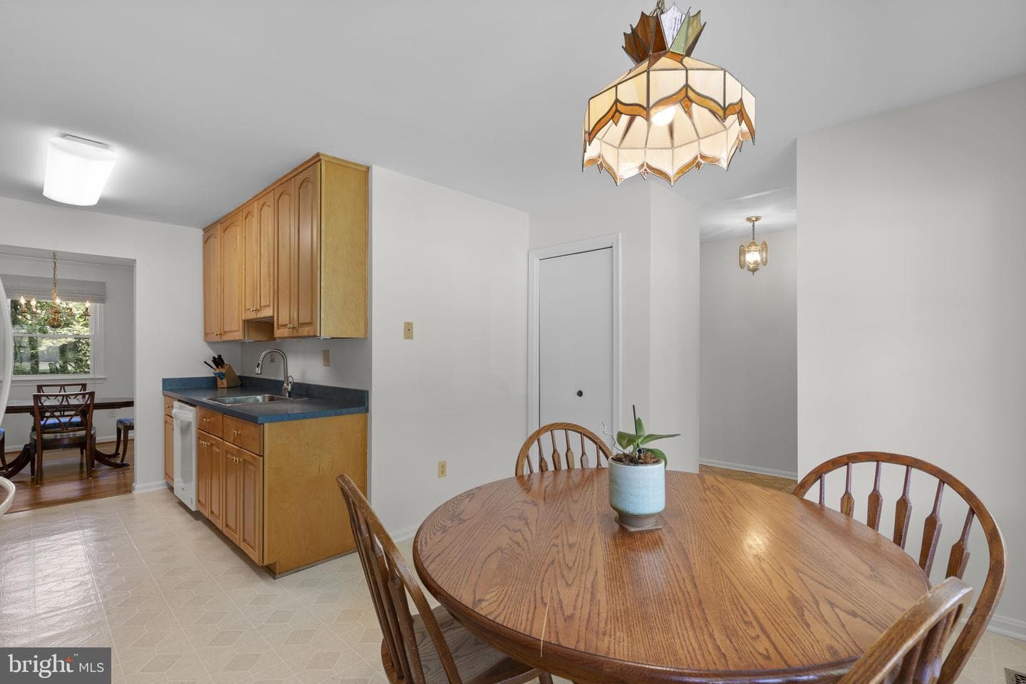 9008 Edgewood Drive photo 6