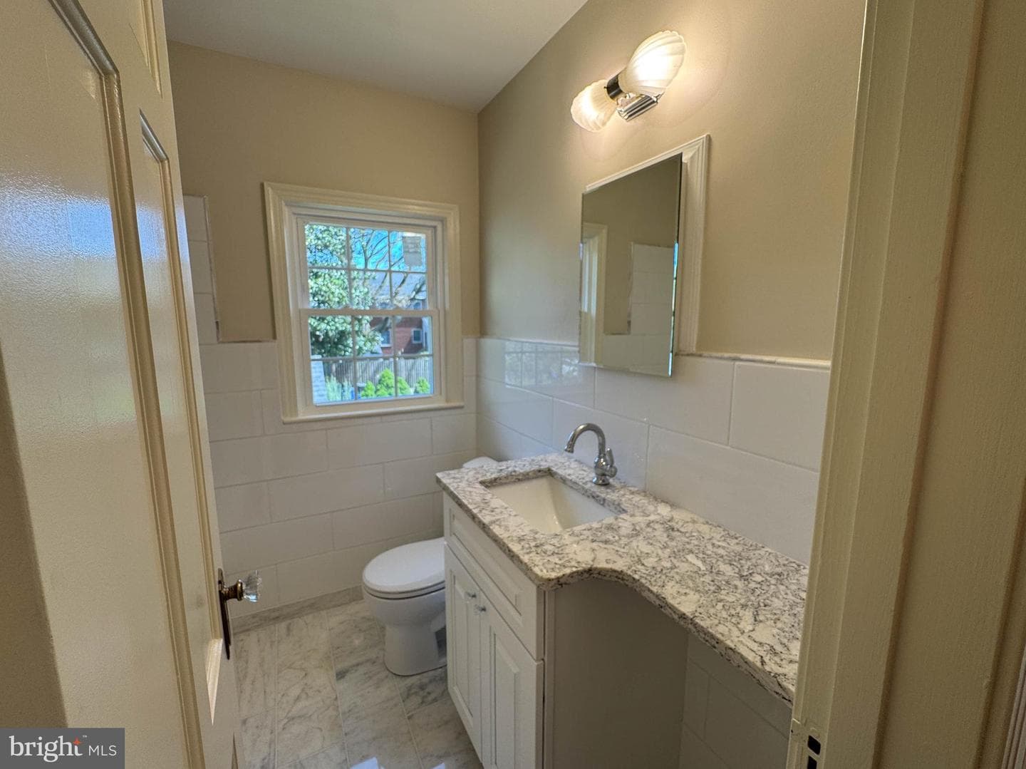 9421 Thornhill Road photo 20