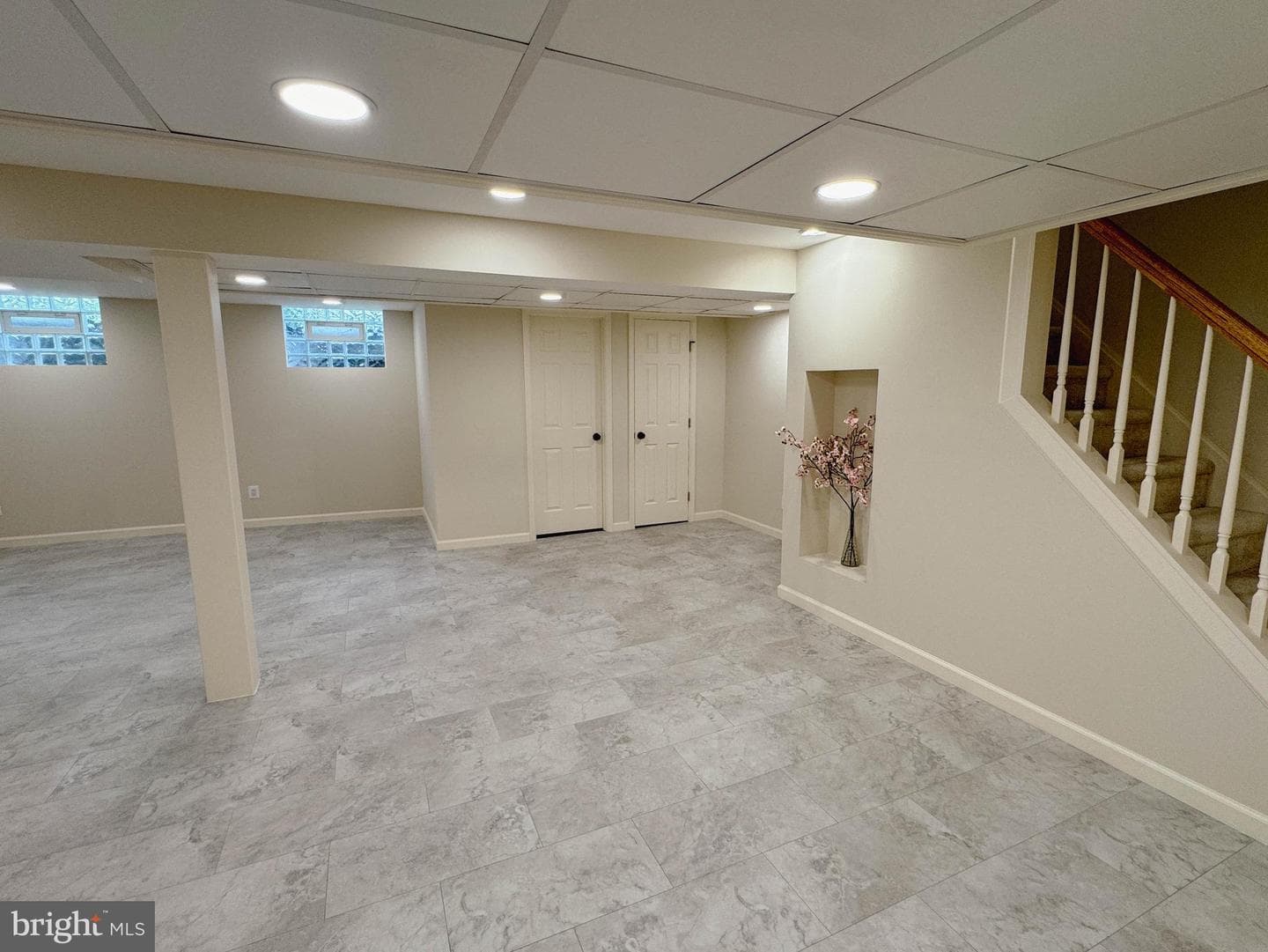 9421 Thornhill Road photo 32