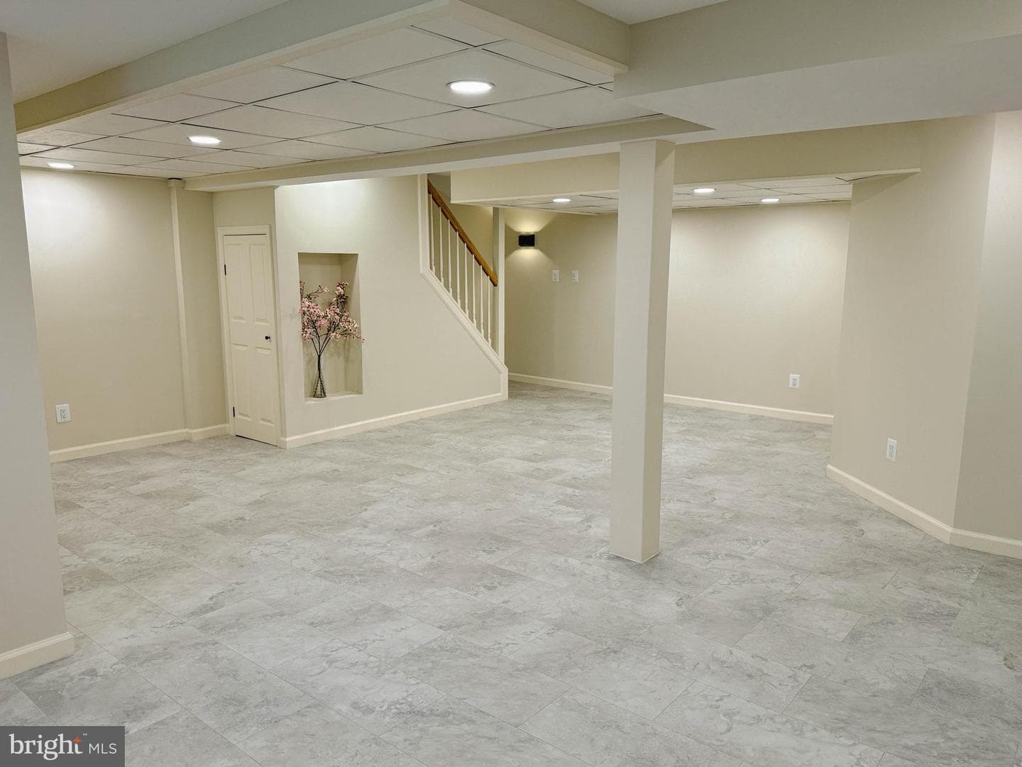 9421 Thornhill Road photo 35