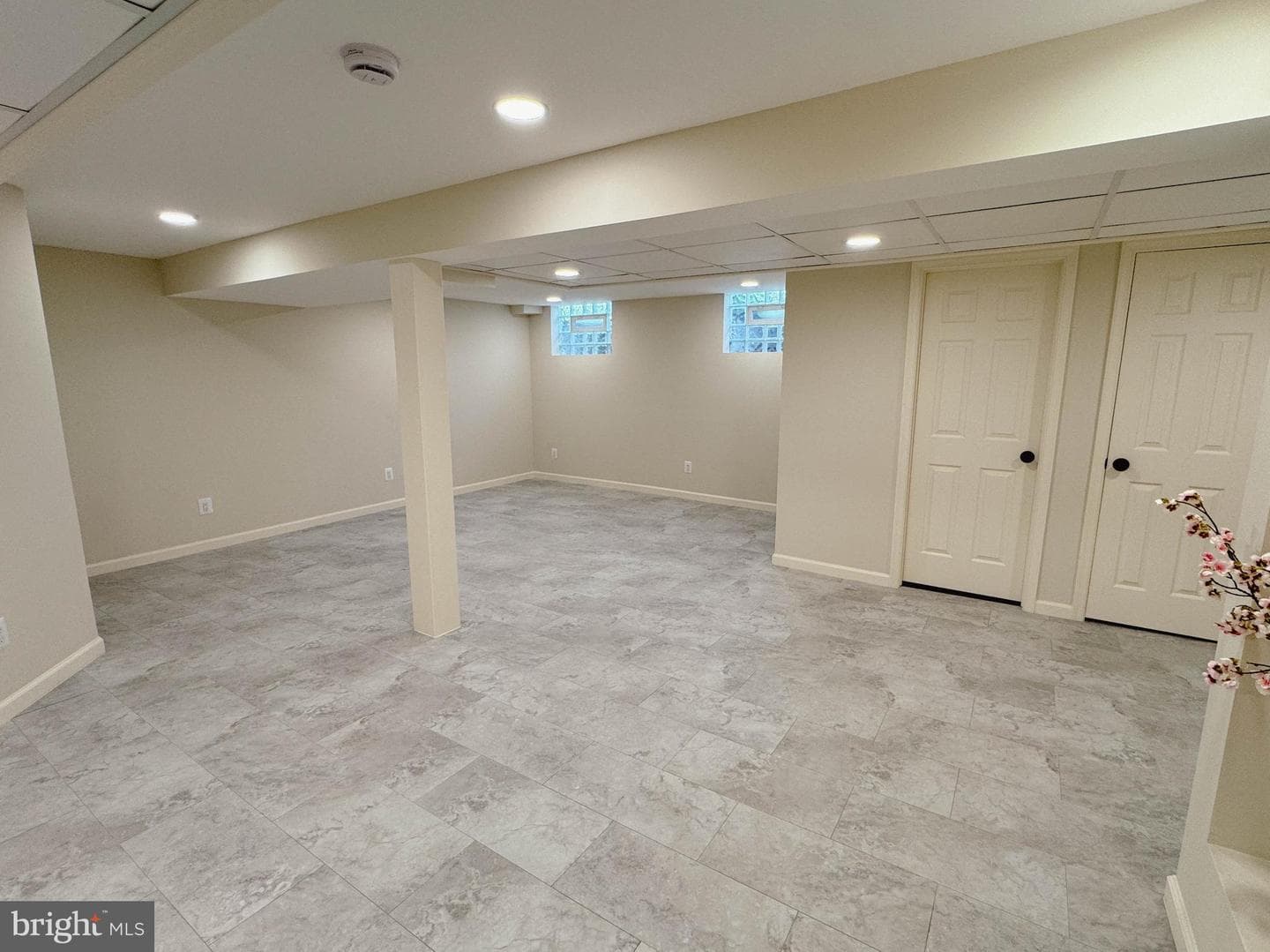 9421 Thornhill Road photo 36