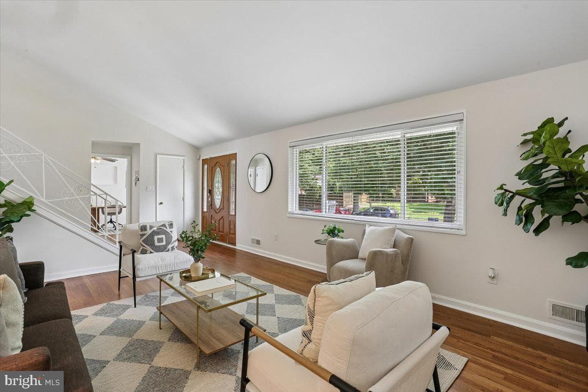 3709 Kenway Street photo 16