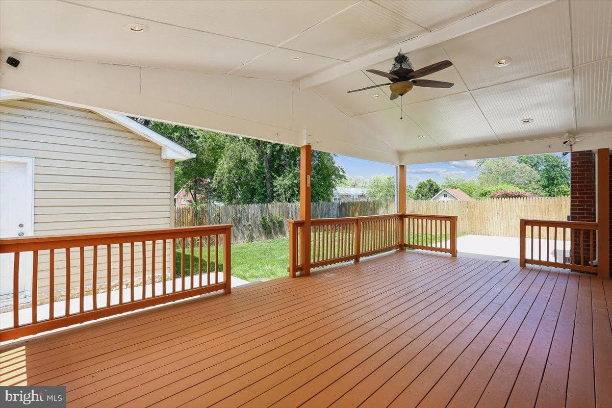 3709 Kenway Street photo 4