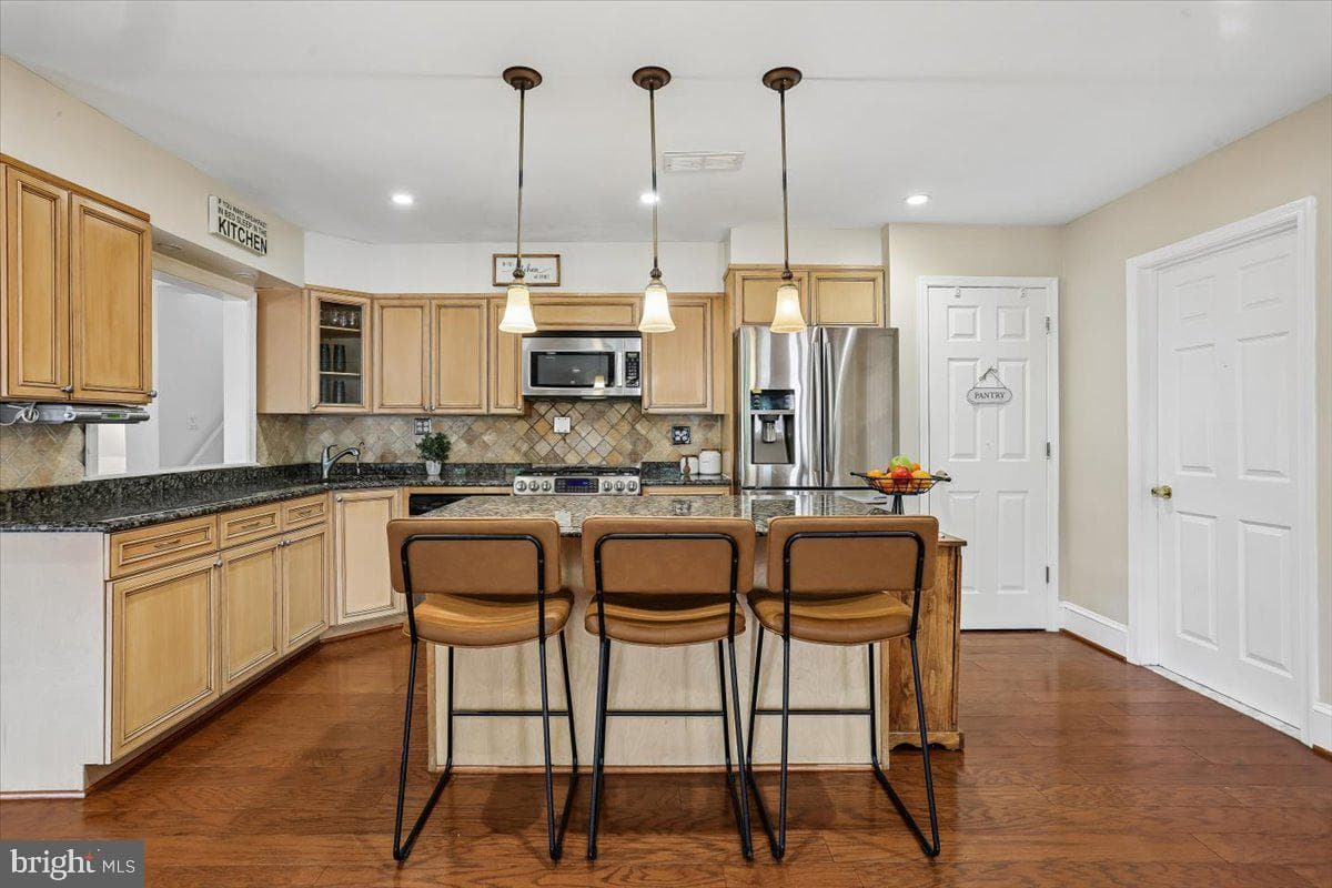 3709 Kenway Street photo 5