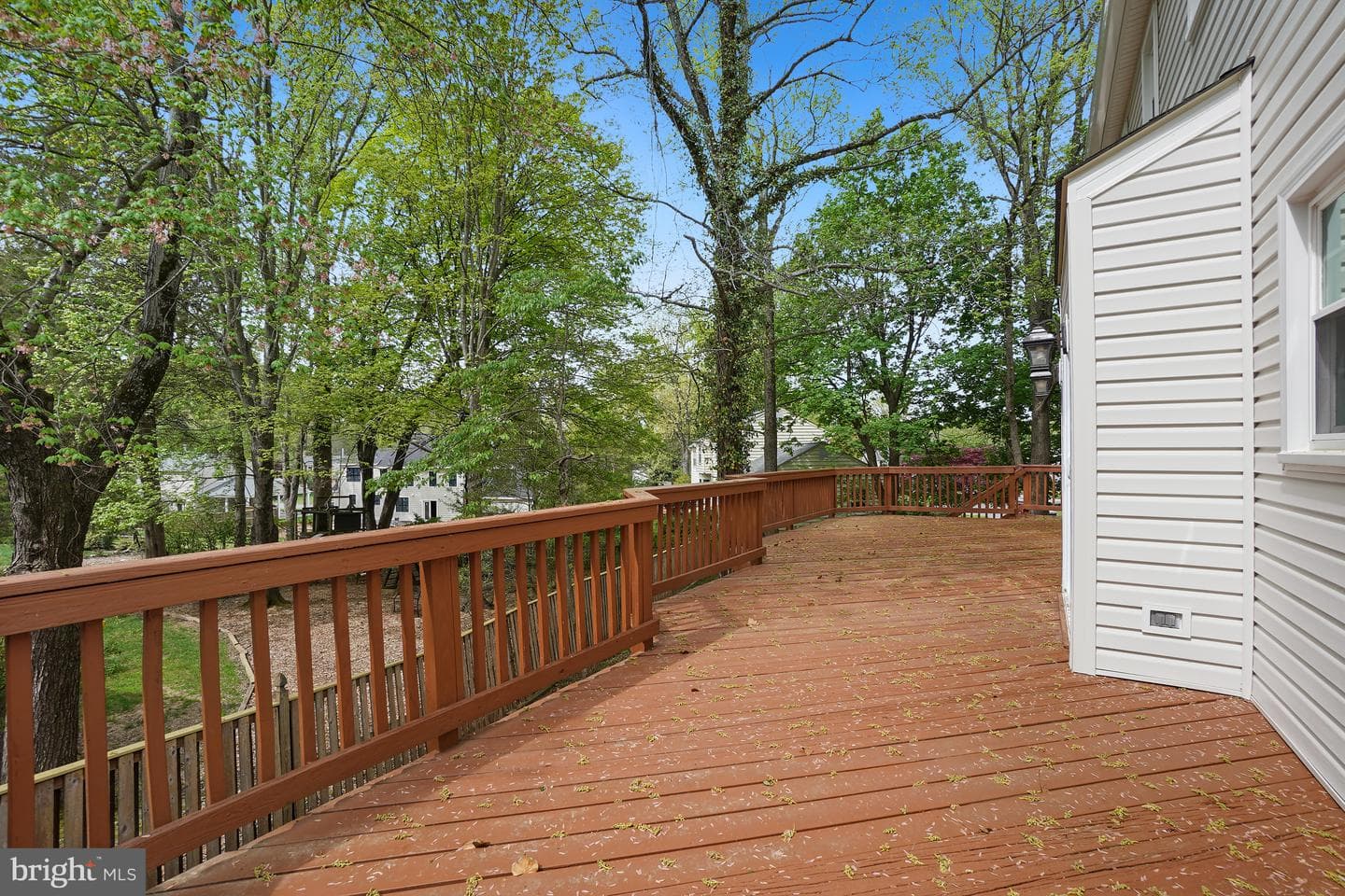 16528 George Washington Drive photo 31