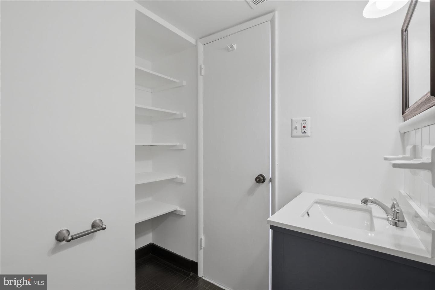 118 Monroe Street #118-1307 photo 17